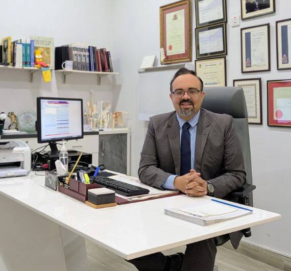 Dr. Mazhar Rafique Consultant Orthopaedic Surgeon in Lahore